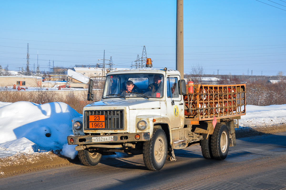 Архангельская область, № Н 552 ВА 29 — ГАЗ-3307