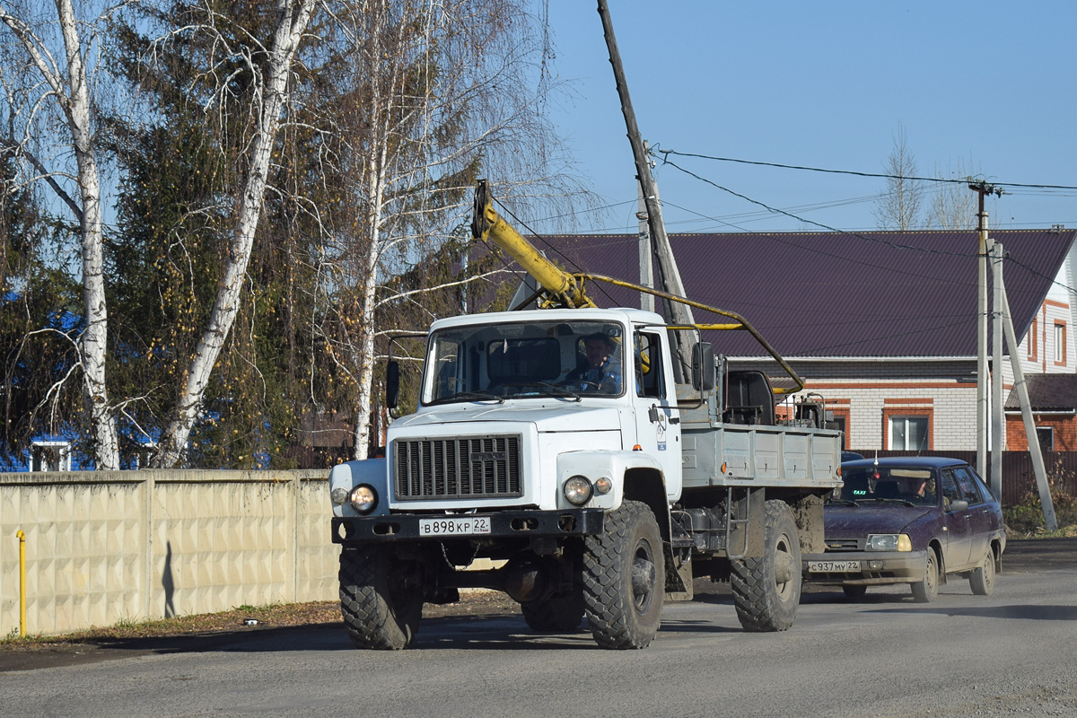 Алтайский край, № В 898 КР 22 — ГАЗ-3308 «Садко»