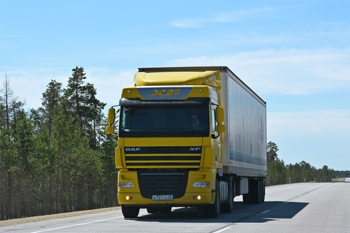 Амурская область, № В 727 ТЕ 28 — DAF XF105 FT