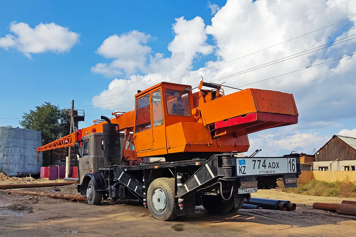 Восточно-Казахстанская область, № 774 ADX 16 — МАЗ-5337 [533700]