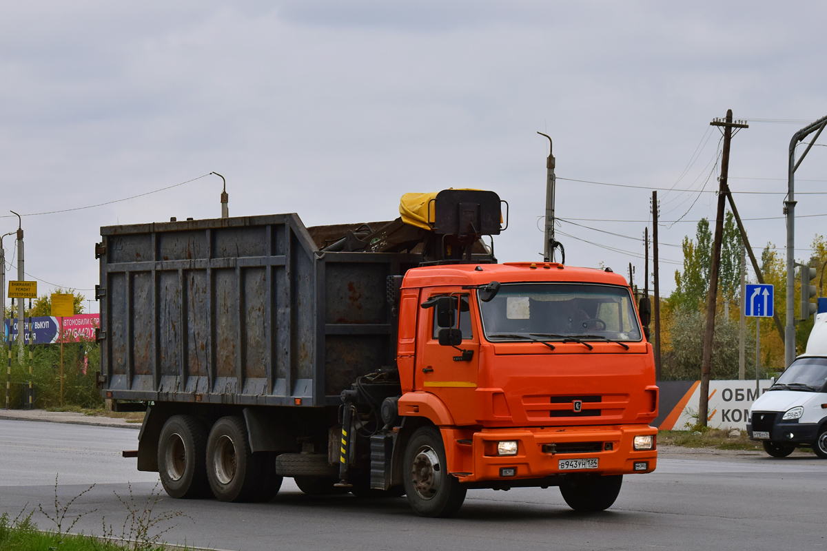 Волгоградская область, № В 943 УН 134 — КамАЗ-65115 (общая модель)