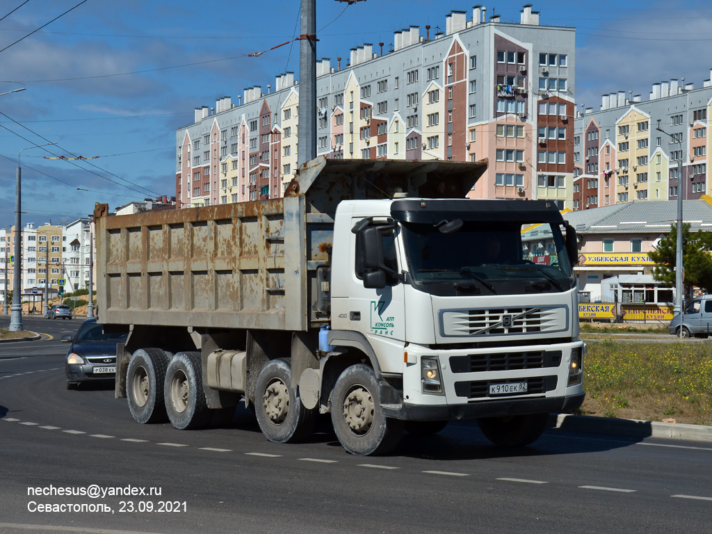 Крым, № К 910 ЕК 82 — Volvo ('2002) FM12.400