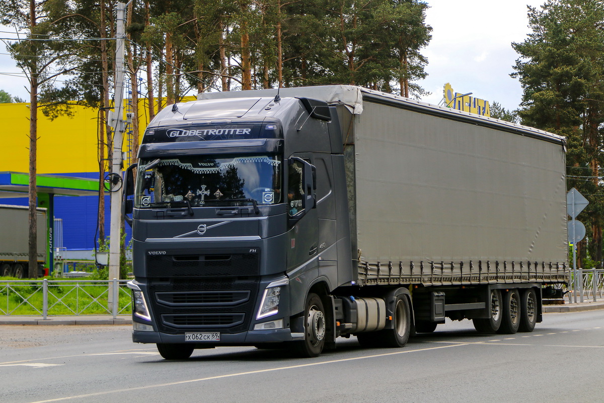 Тверская область, № Х 062 СК 69 — Volvo ('2012) FH.460