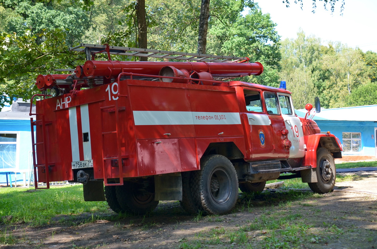 Тульская область, № М 758 ВК 71 — ЗИЛ-431412