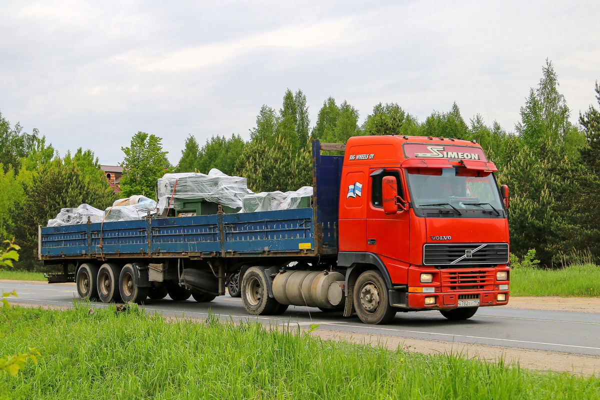 Санкт-Петербург, № А 782 ХУ 198 — Volvo ('1993) FH12.340