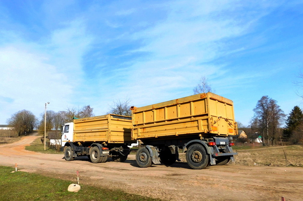 Гродненская область, № A 7499B-4 — МАЗ-8571