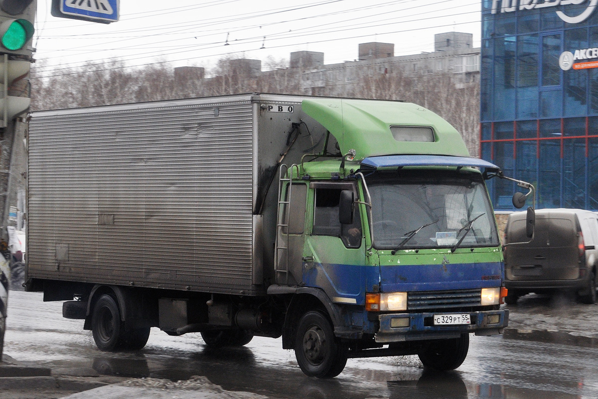 Омская область, № С 329 РТ 55 — Mitsubishi Fuso Fighter