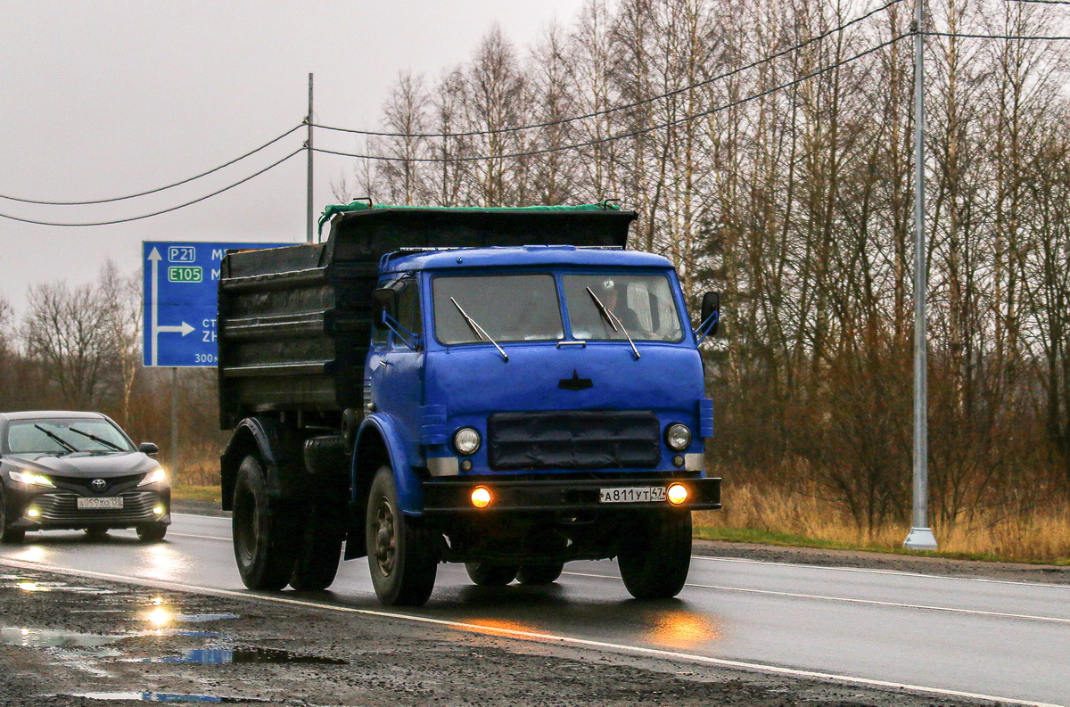 Ленинградская область, № А 811 УТ 47 — МАЗ-5549