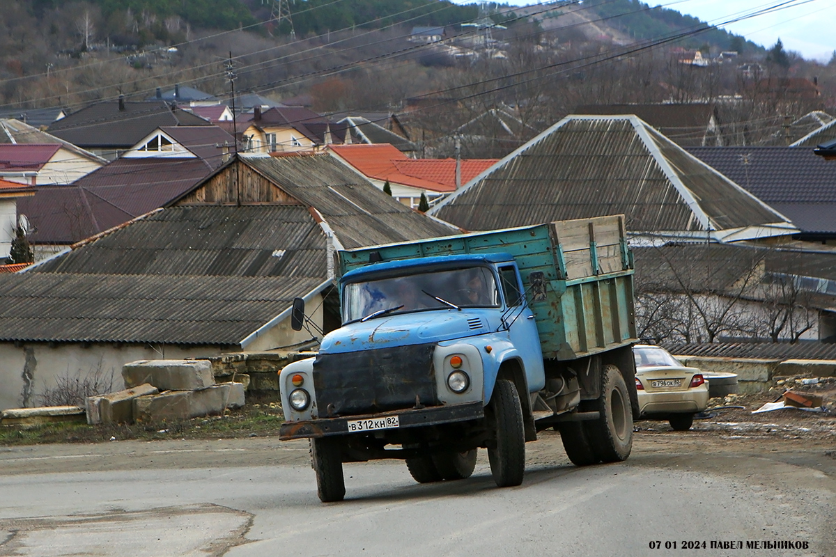 Крым, № В 312 КН 82 — ЗИЛ-495810