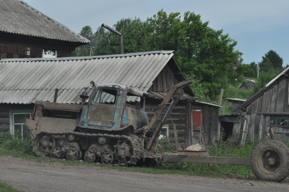 Кемеровская область, № (42) Б/Н СТ 0113 — ДТ-75М (ПТЗ)