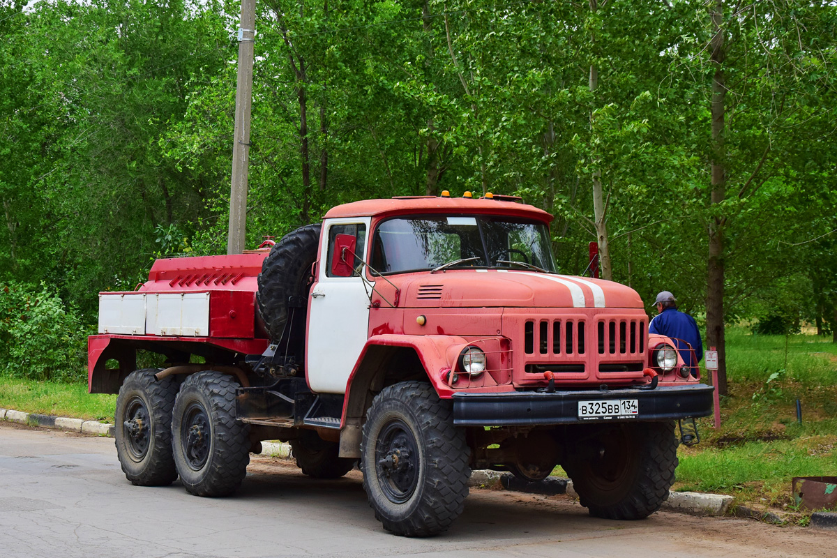 Волгоградская область, № В 325 ВВ 134 — ЗИЛ-131