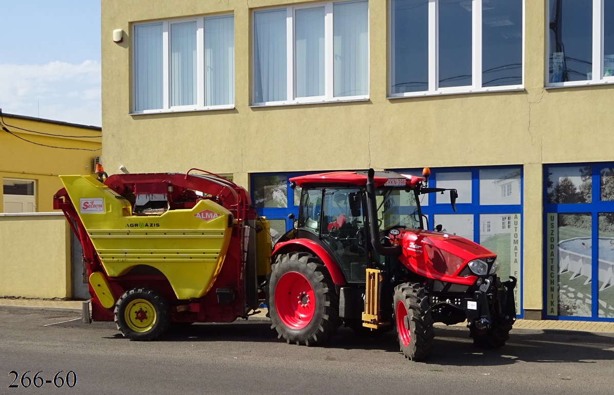 Венгрия, № YKN-396 — Zetor (общая модель); Венгрия — Сбор винограда в Венгрии; Прицепы сельскохозяйственные — Комбайны прицепные (общая)