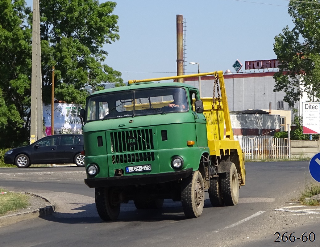 Венгрия, № JGB-673 — IFA W50LA/K, LA/Z; Венгрия — Сбор винограда в Венгрии