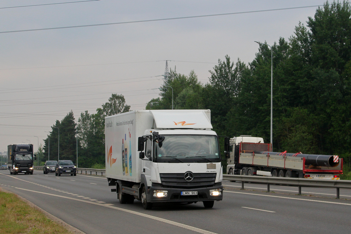 Литва, № LMN 963 — Mercedes-Benz Atego (общ.м)