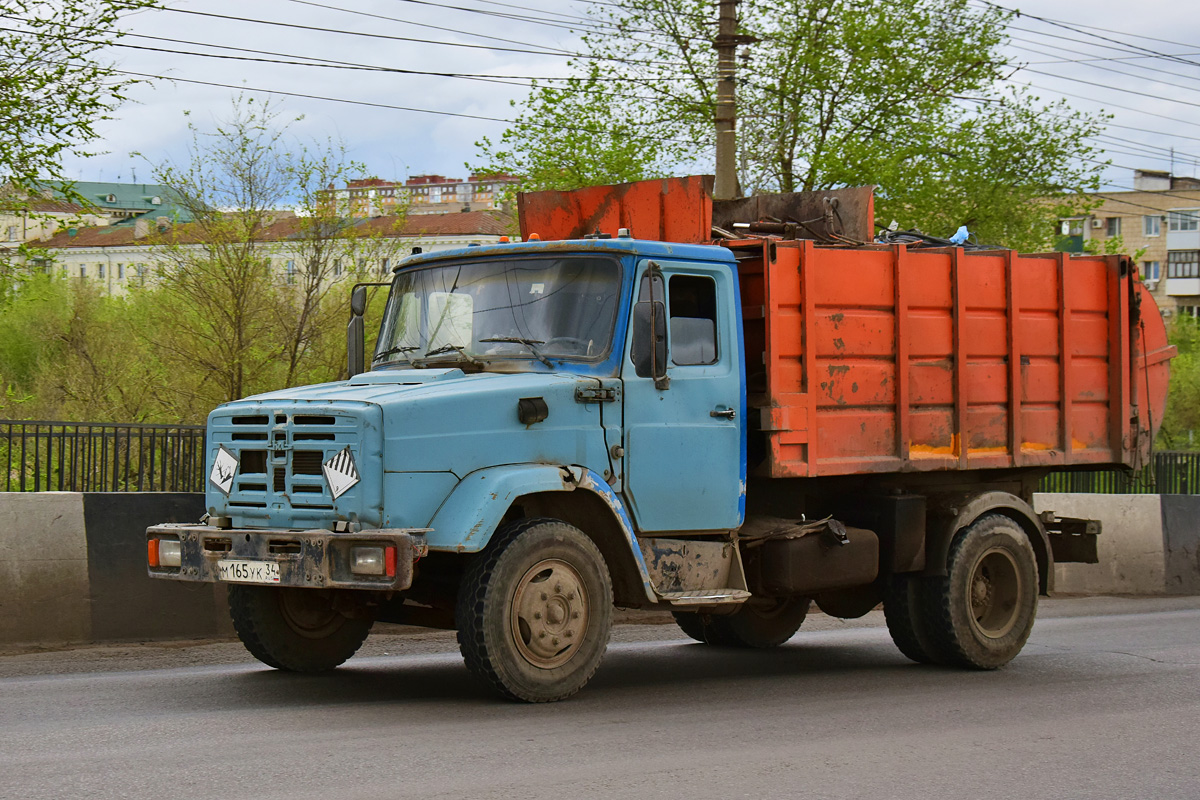 Волгоградская область, № М 165 УК 34 — ЗИЛ-432932