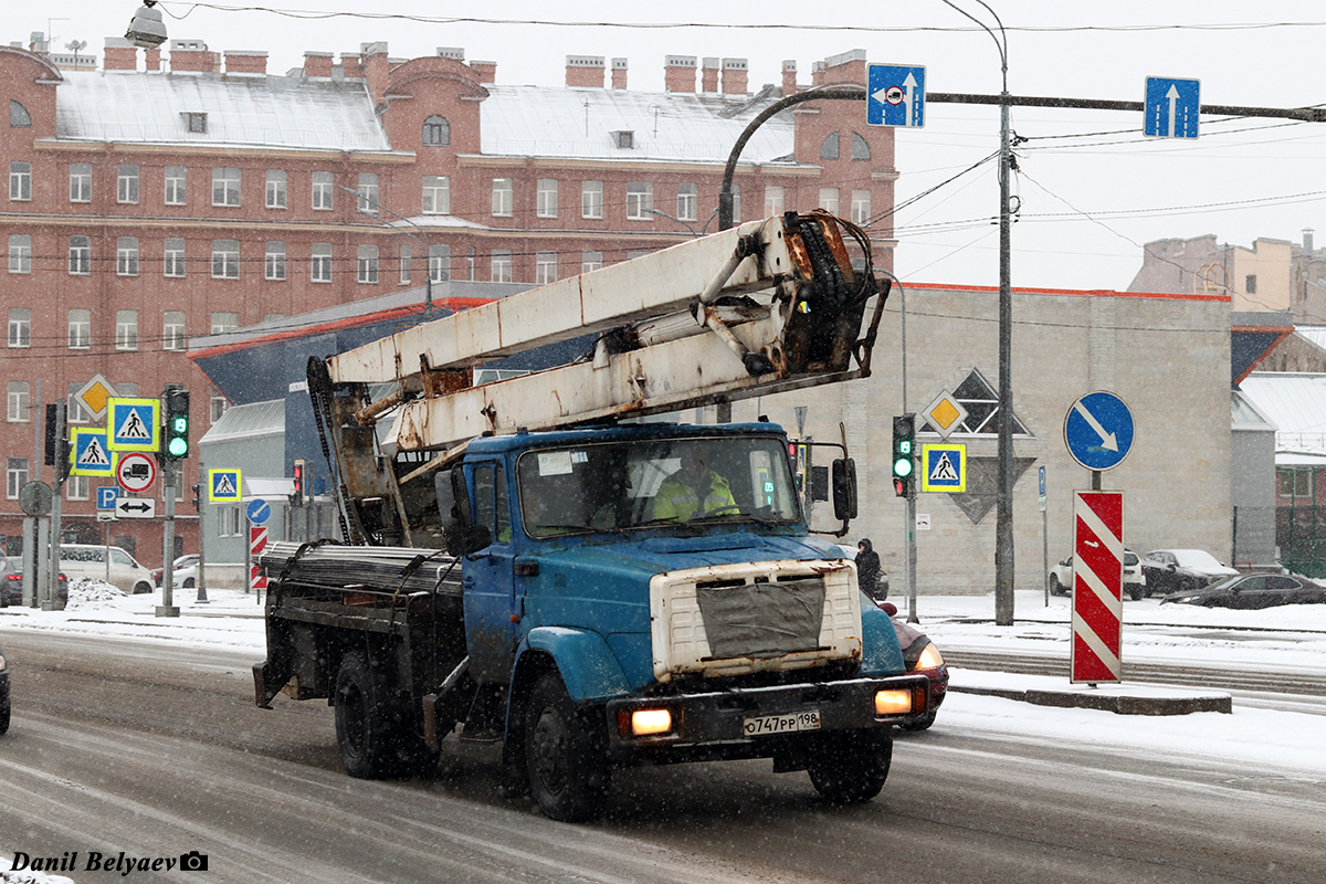 Санкт-Петербург, № О 747 РР 198 — ЗИЛ-433362