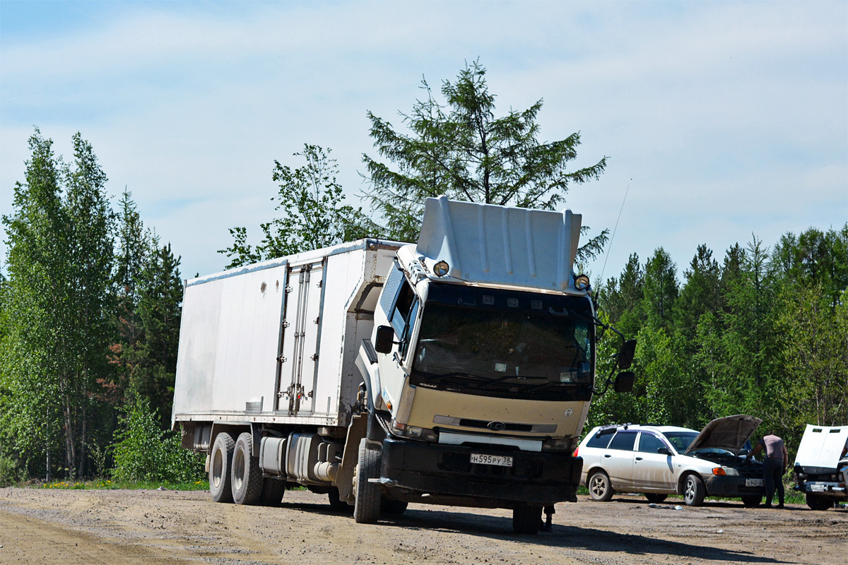 Иркутская область, № Н 595 РУ 38 — Nissan Diesel (общая модель)