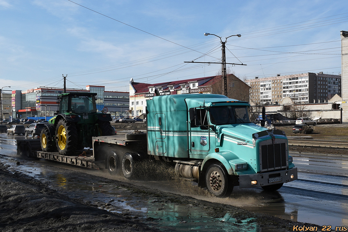 Алтайский край, № О 412 ОУ 22 — Kenworth T800