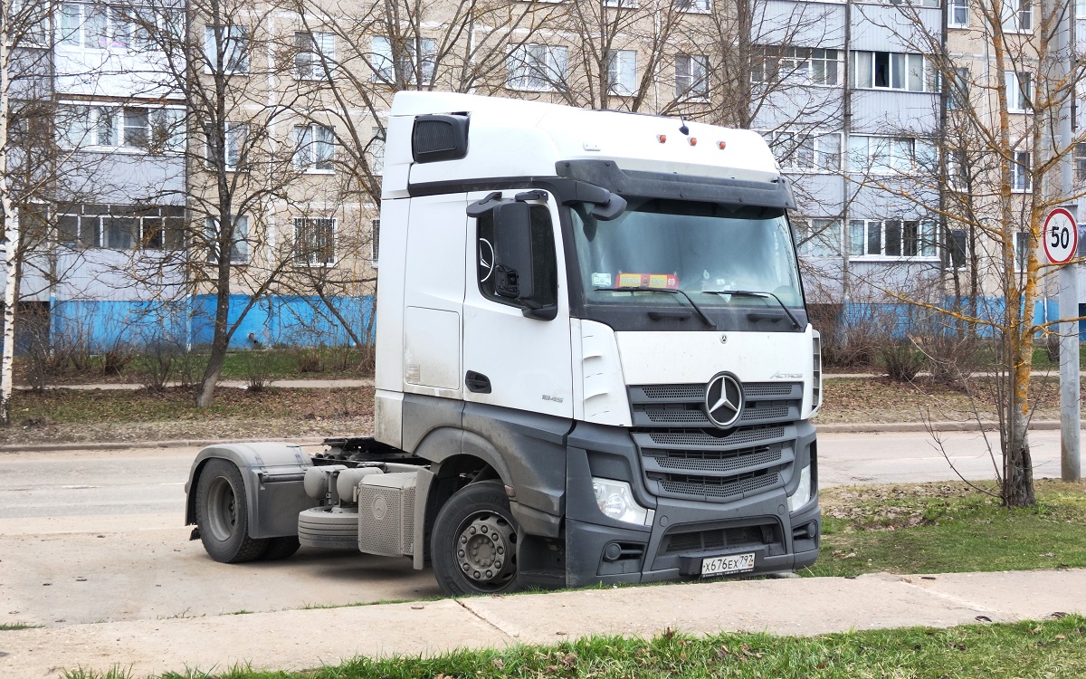 Москва, № Х 676 ЕХ 797 — Mercedes-Benz Actros '18 1845 [Z9M]