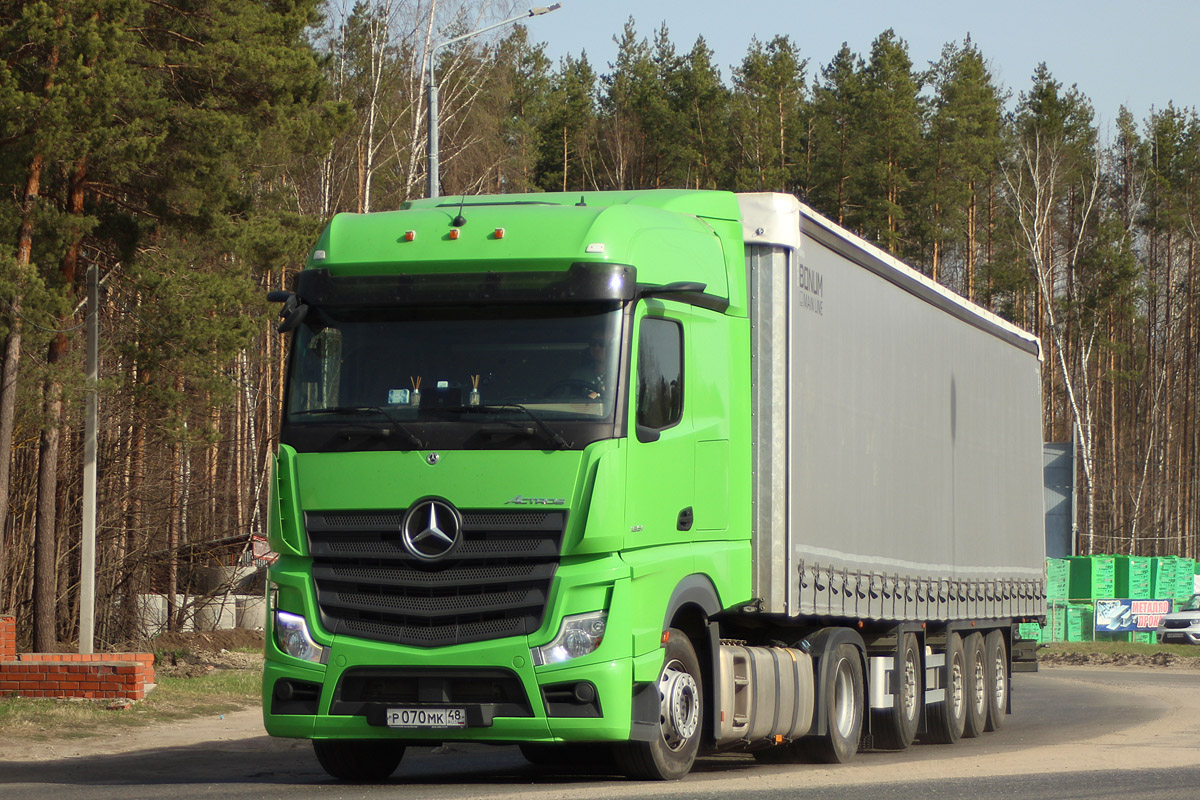 Липецкая область, № Р 070 МК 48 — Mercedes-Benz Actros '18 1851 [Z9M]