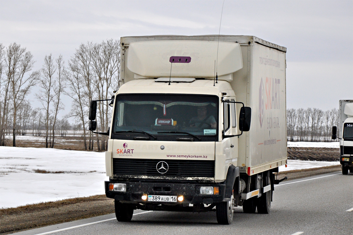 Восточно-Казахстанская область, № 389 AUB 16 — Mercedes-Benz LK 817