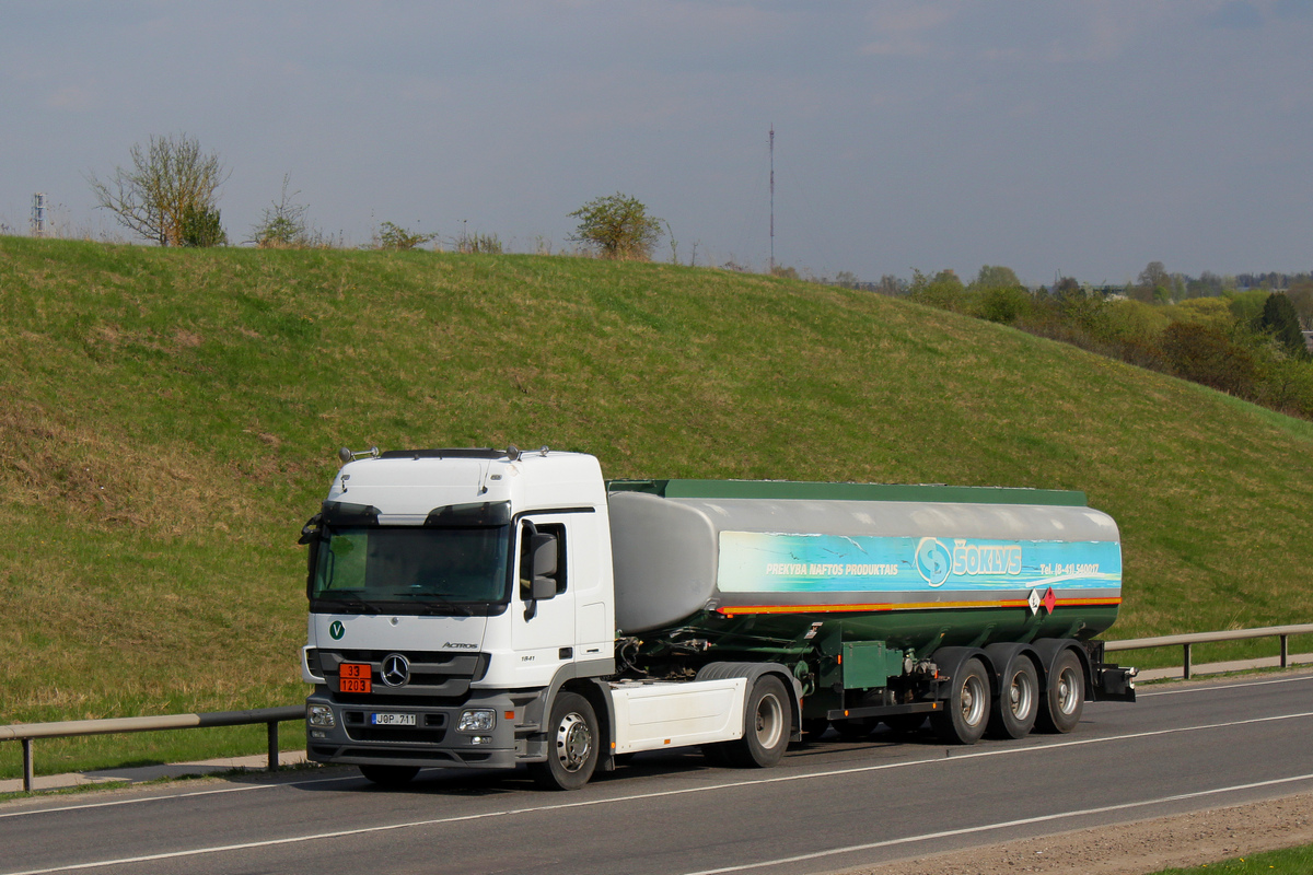 Литва, № JOP 711 — Mercedes-Benz Actros ('2009) 1841