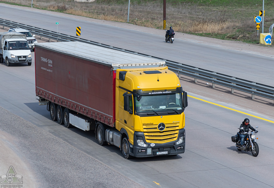 Алматы, № 579 AKD 02 — Mercedes-Benz Actros ('2011) 1843