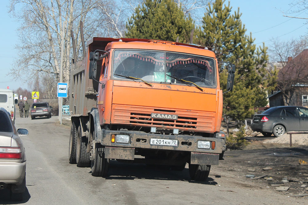 Томская область, № Е 201 КН 70 — КамАЗ-65115 (общая модель)