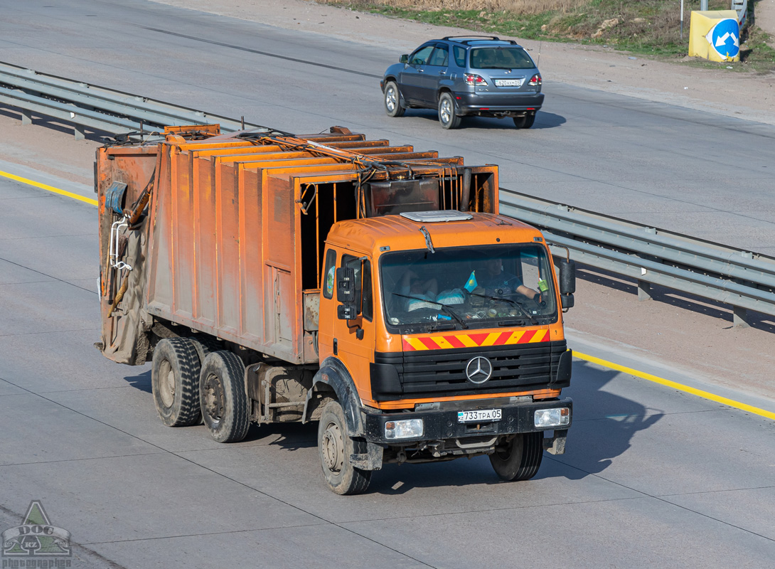 Алматинская область, № 733 TPA 05 — Mercedes-Benz MK (общ. мод.)