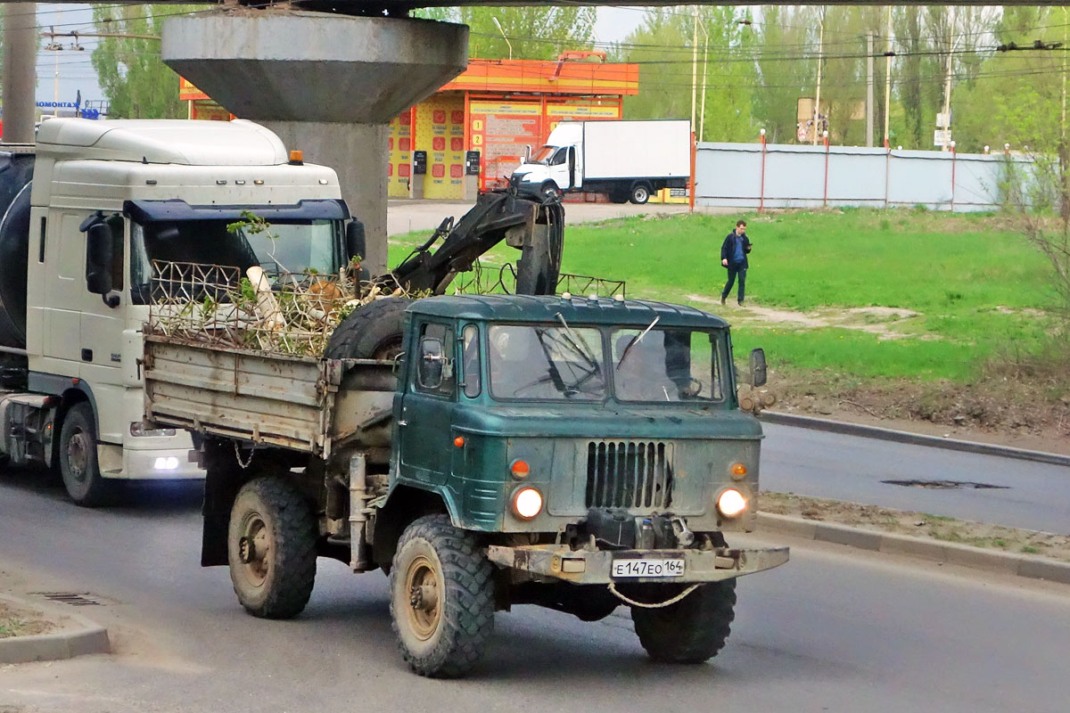 Саратовская область, № Е 147 ЕО 164 — ГАЗ-66-31