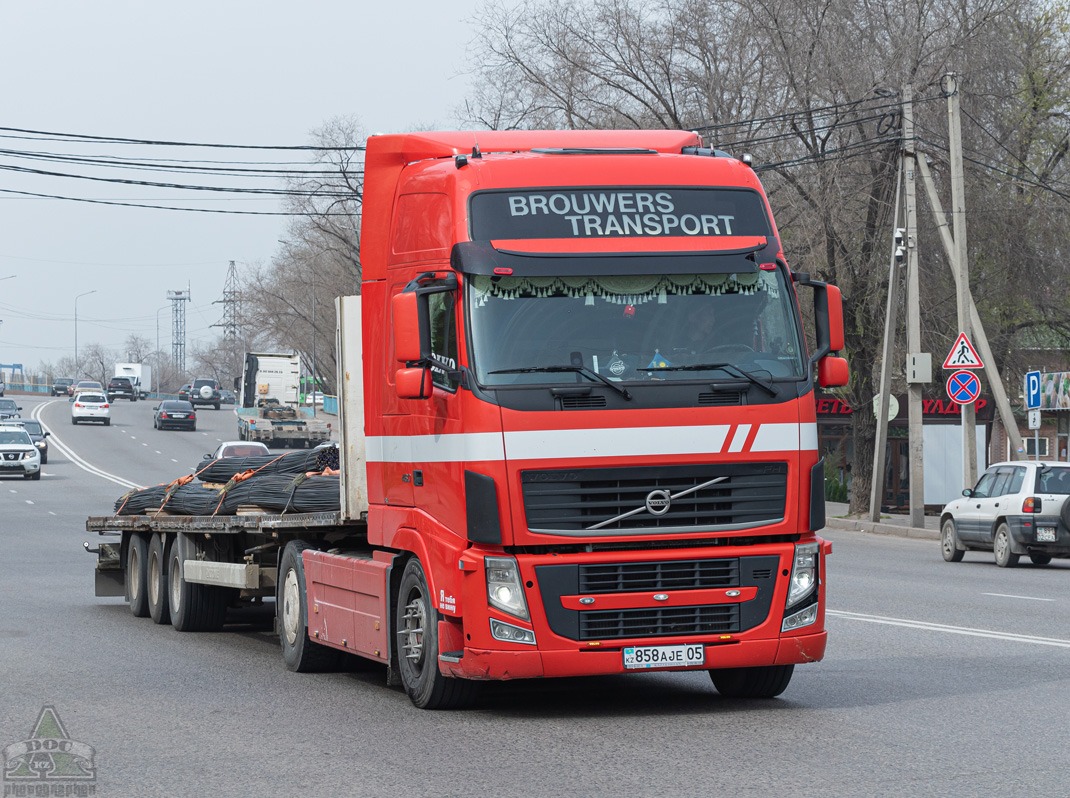 Алматинская область, № 858 AJE 05 — Volvo ('2008) FH.460