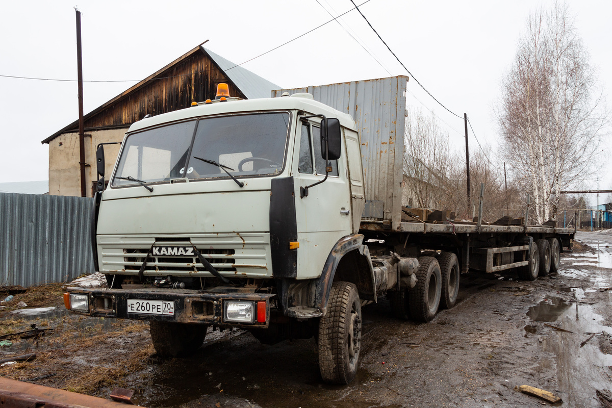 Томская область, № Е 260 РЕ 70 — КамАЗ-6426 [642600]