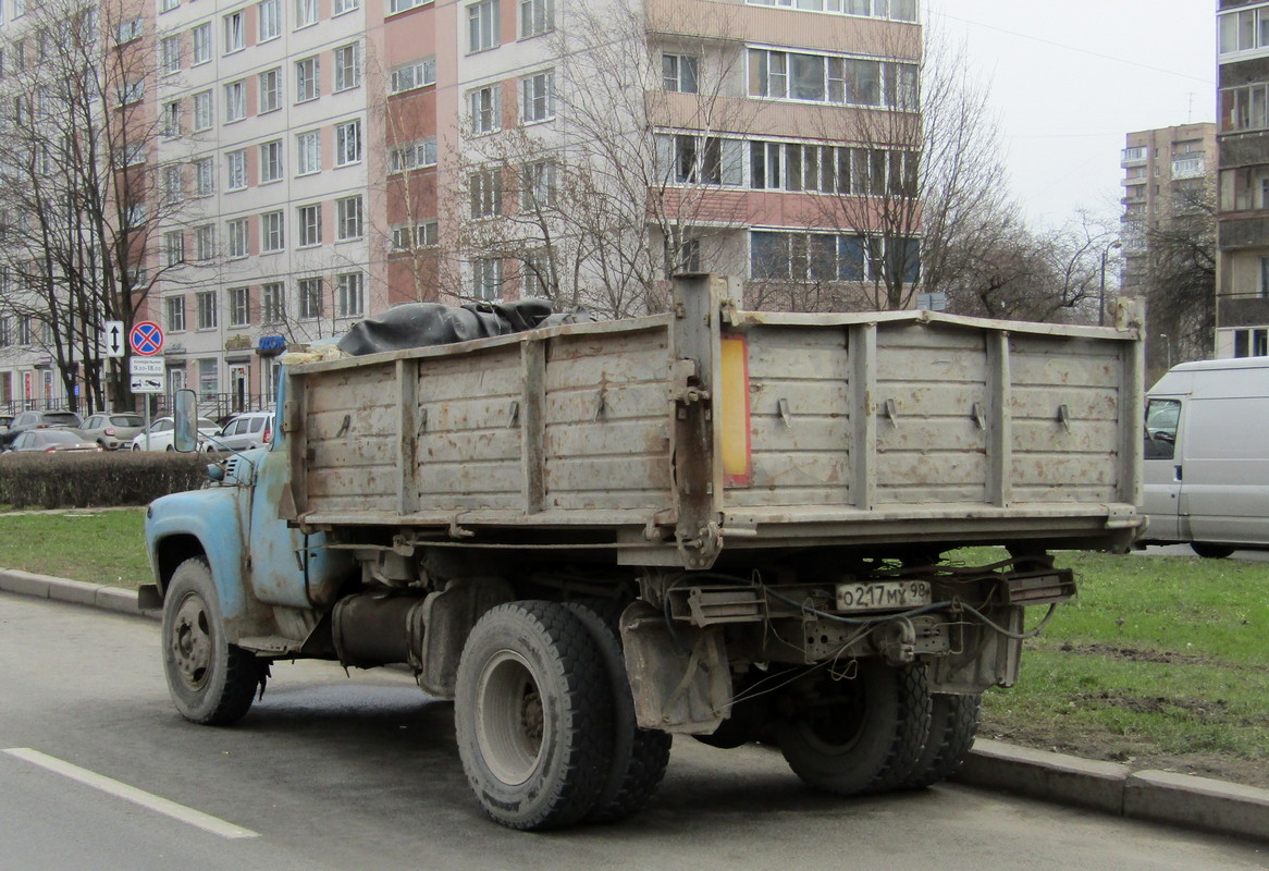 Санкт-Петербург, № О 217 МХ 98 — ЗИЛ-495710