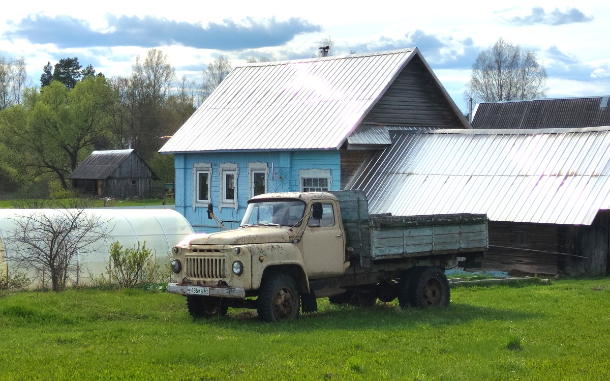 Тверская область, № Е 486 КВ 69 — ГАЗ-52-04