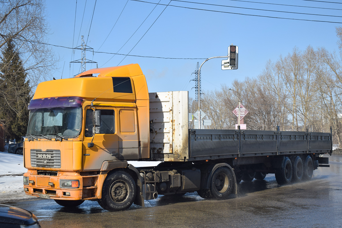 Алтайский край, № В 478 ОН 122 — MAN F2000 19.414