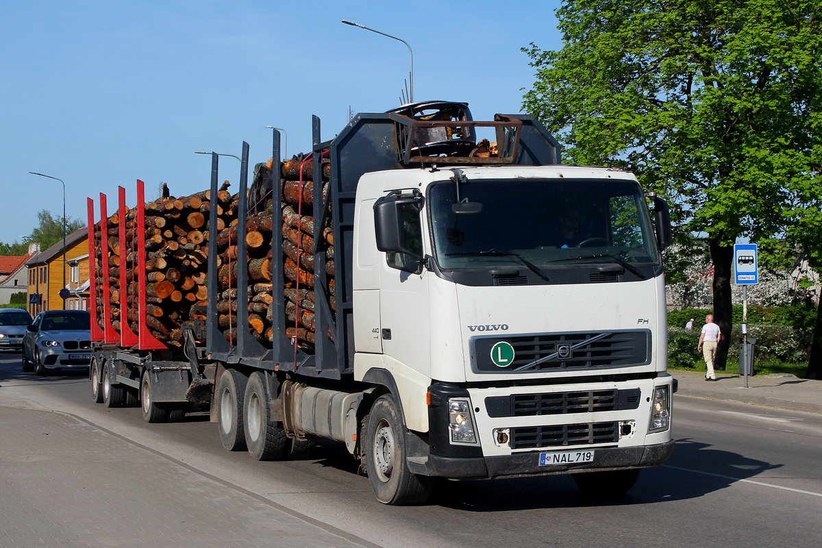 Литва, № NAL 719 — Volvo ('2002) FH12.440