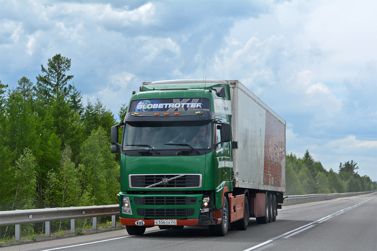 Алтайский край, № Е 556 ОА 22 — Volvo ('2002) FH12.420