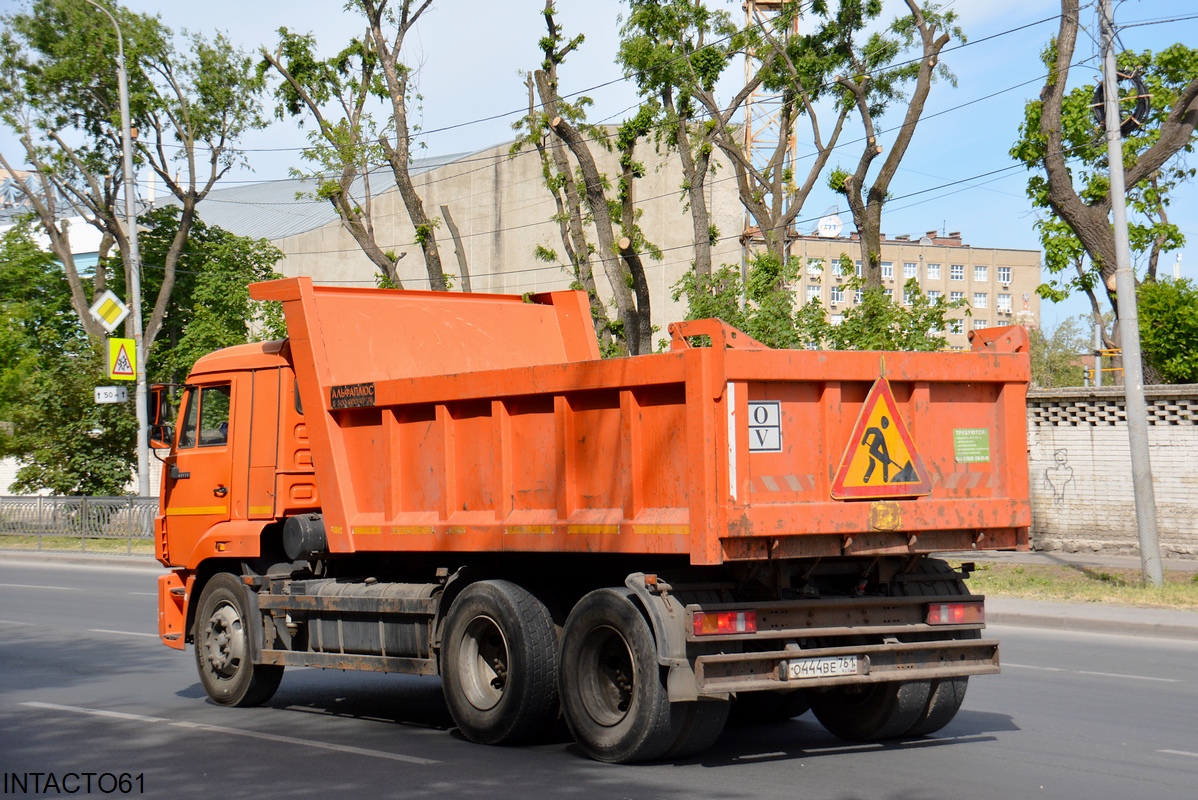 Ростовская область, № О 444 ВЕ 761 — КамАЗ-65115 (общая модель)