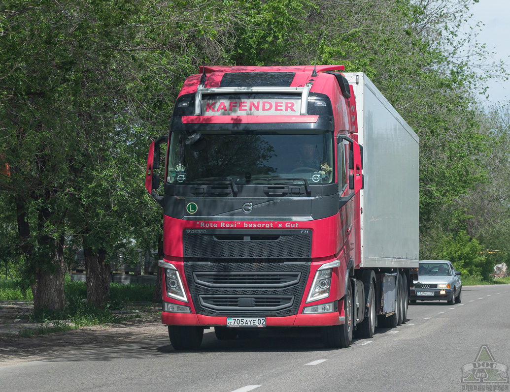 Алматы, № 705 AYE 02 — Volvo ('2012) FH.460