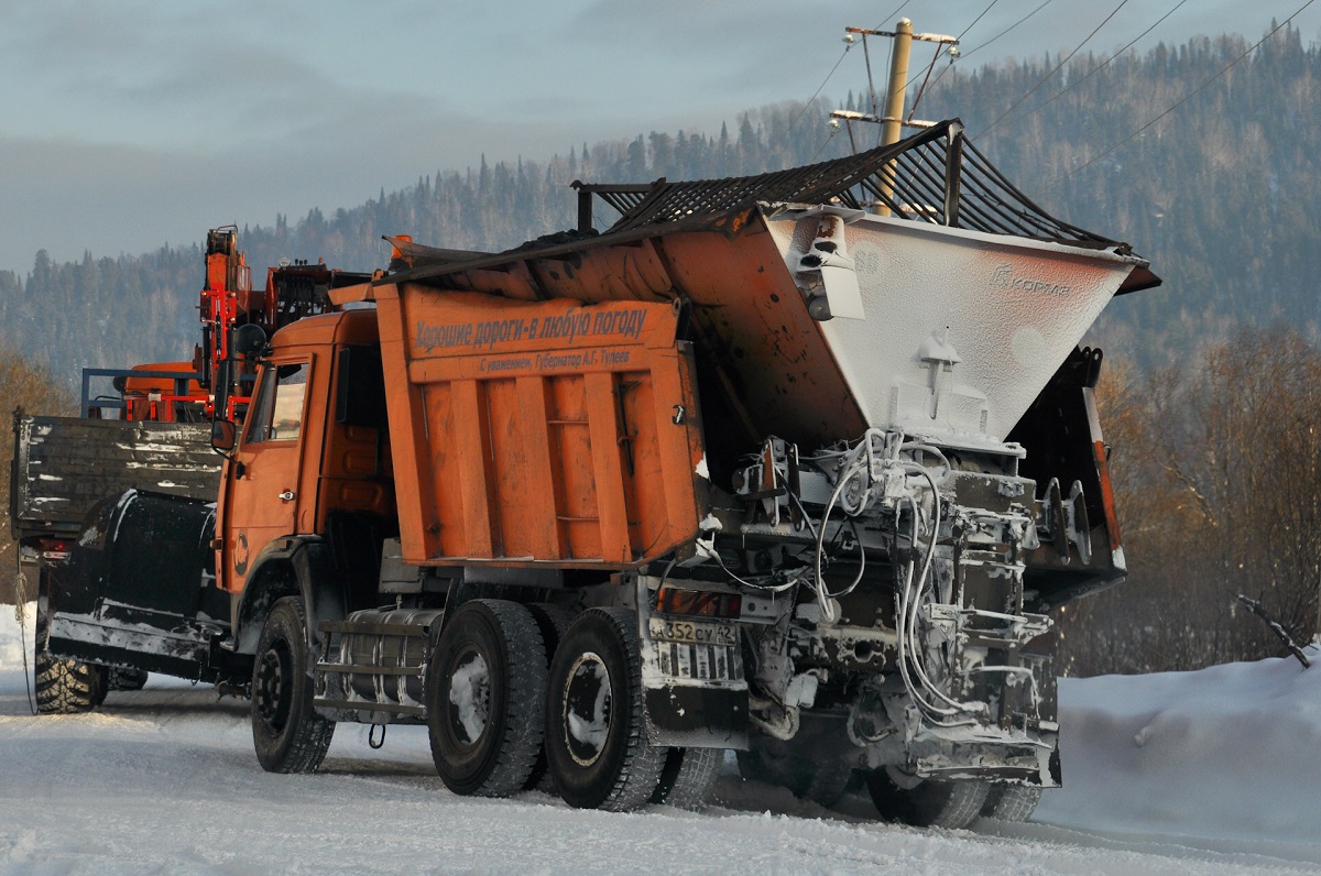 Кемеровская область, № А 352 СУ 42 — КамАЗ-65115 (общая модель)