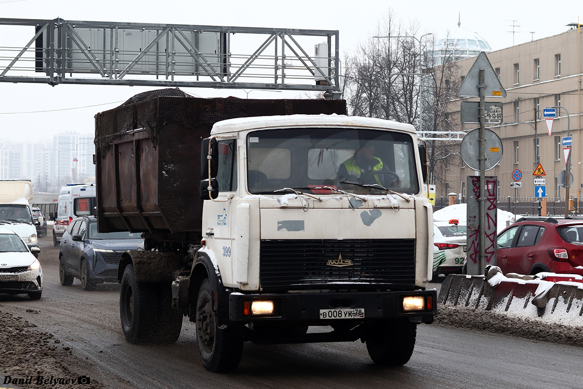 Санкт-Петербург, № 399 — МАЗ-533702