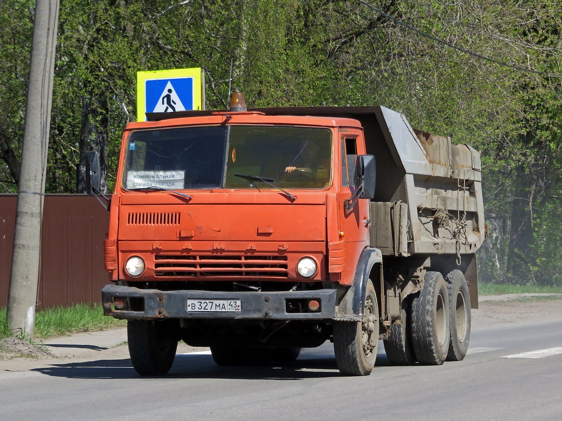 Кировская область, № В 327 МА 43 — КамАЗ-55111 [551110]