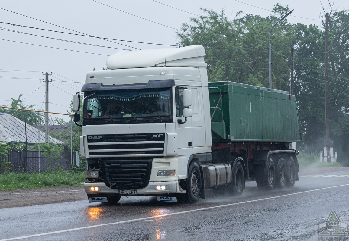 Алматинская область, № AR 16 UER — DAF XF105 FT