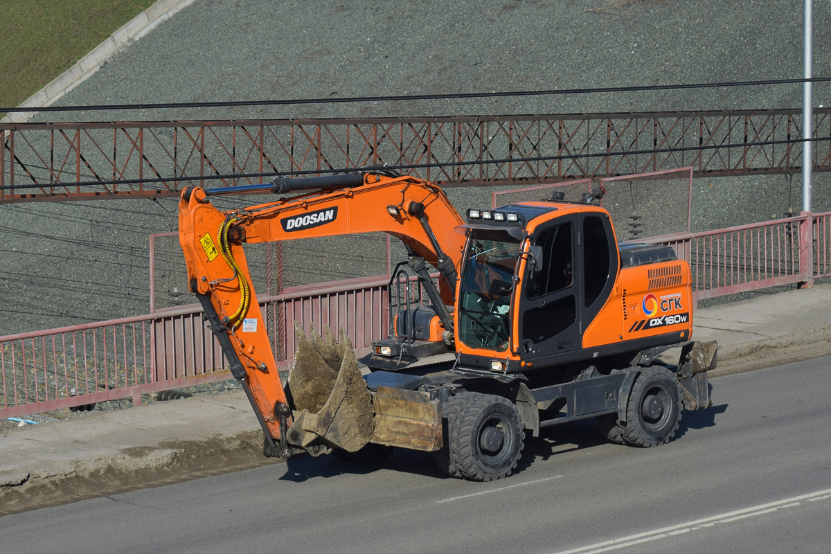 Алтайский край, № 4089 АР 22 — Doosan DX160W