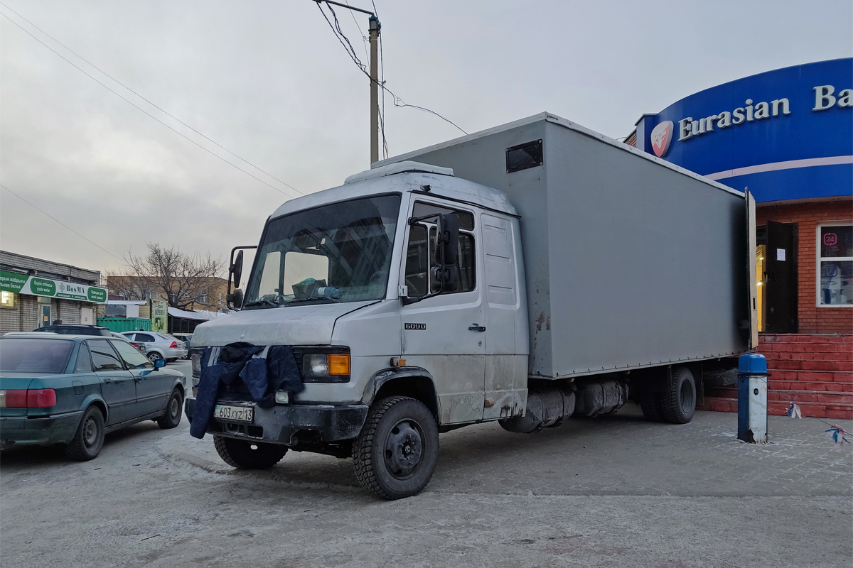 Туркестанская область, № 603 XYZ 13 — Mercedes-Benz T2 ('1986)