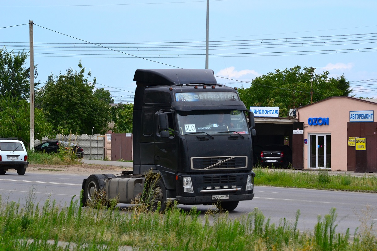 Волгоградская область, № М 309 ОХ 134 — Volvo ('2002) FH12.400