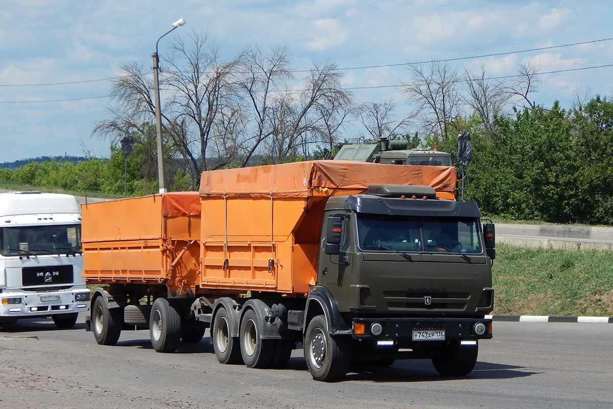 Воронежская область, № У 743 АР 136 — КамАЗ-55111 (общая модель)