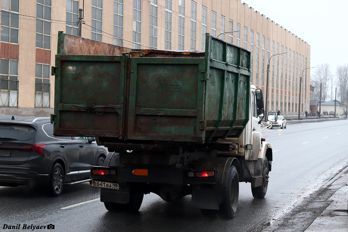 Санкт-Петербург, № В 641 ВА 98 — ЗИЛ-433362