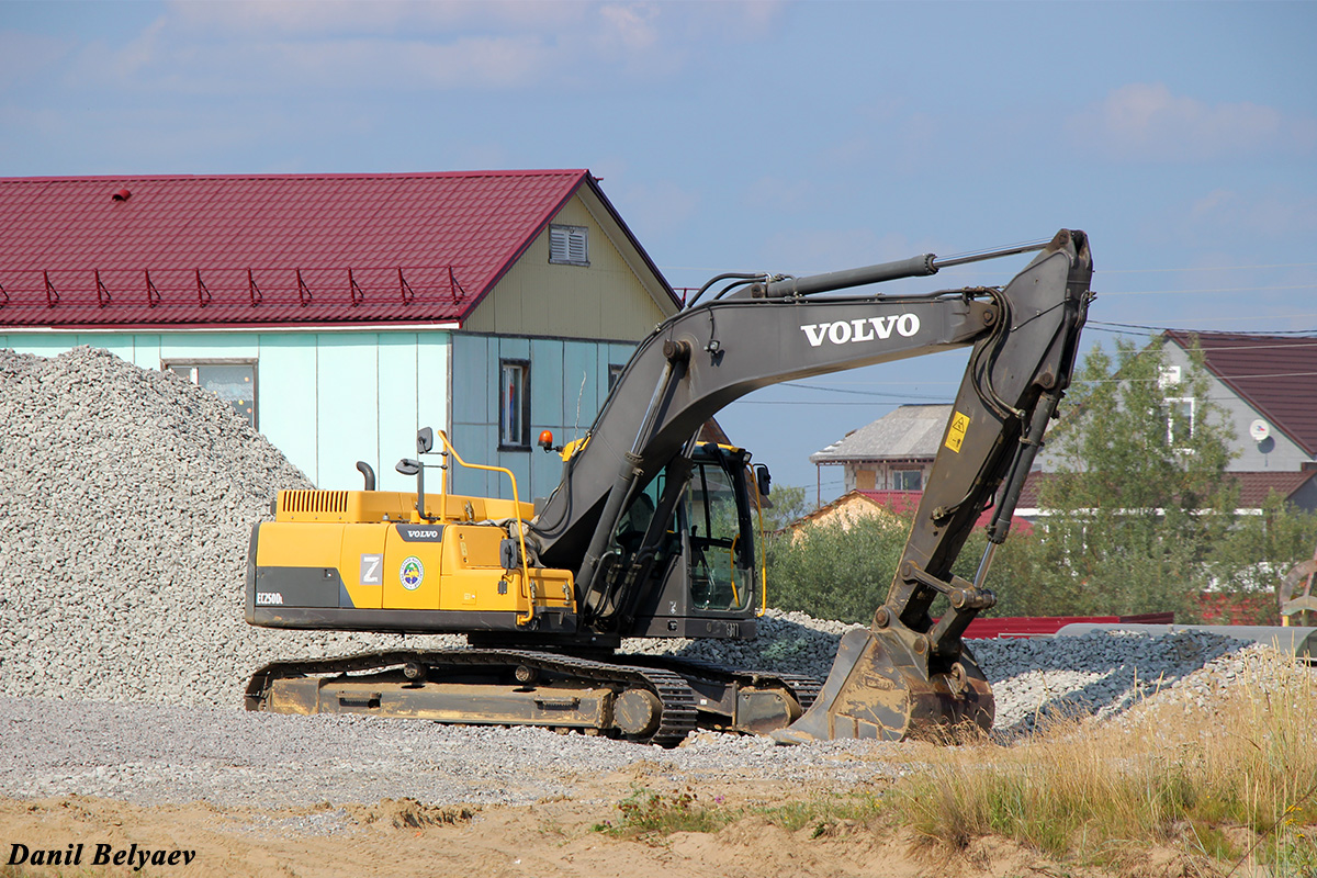 Ненецкий автономный округ, № 0334 ОО 83 — Volvo EC250