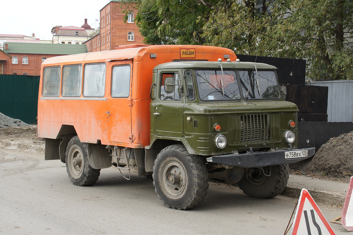 Приморский край, № В 758 ВХ 125 — ГАЗ-66-14